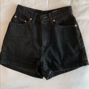 Levi Black Shorts - VINTAGE